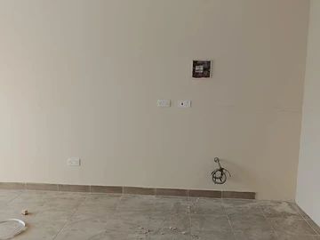 2 Bedroom Flat & Apartment
