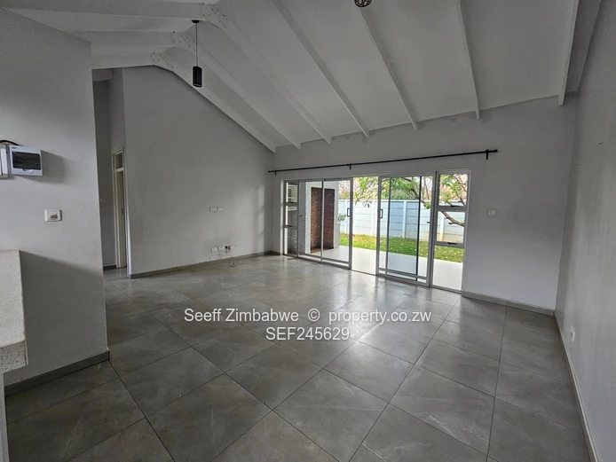 Stunning Modern Residence: Sustainable 3-Bedroom All-Ensuite Home In Athlone, Greendale