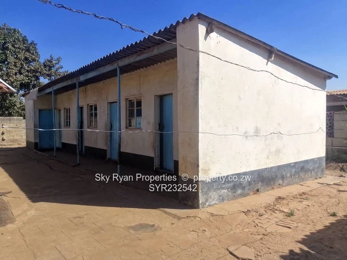Mufakose House For Sale