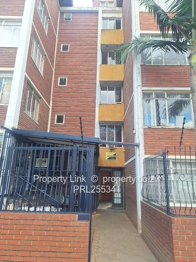 3 Bedroom Flat For Sale In The Avenues