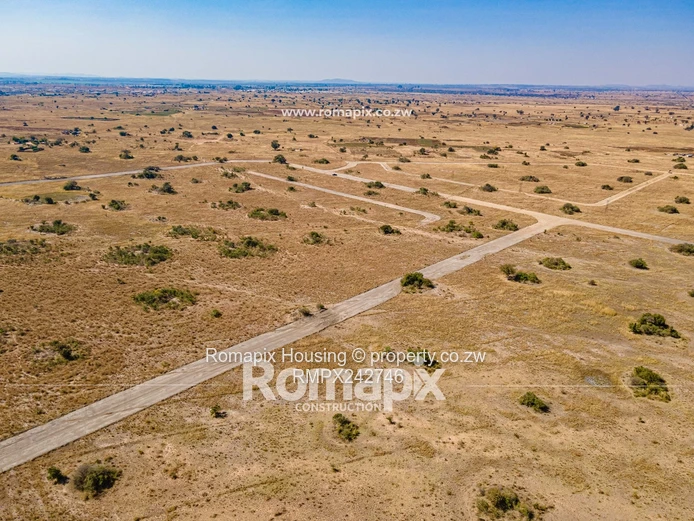 300m² Norton Stand — Main Road Frontage & Tarred Roads