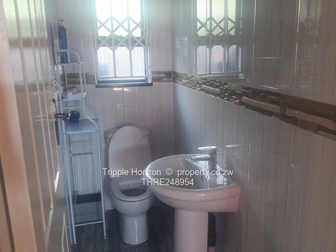 Warren Park Graceland  4BR, 3BA — Borehole, Inverter & Burglar Gates