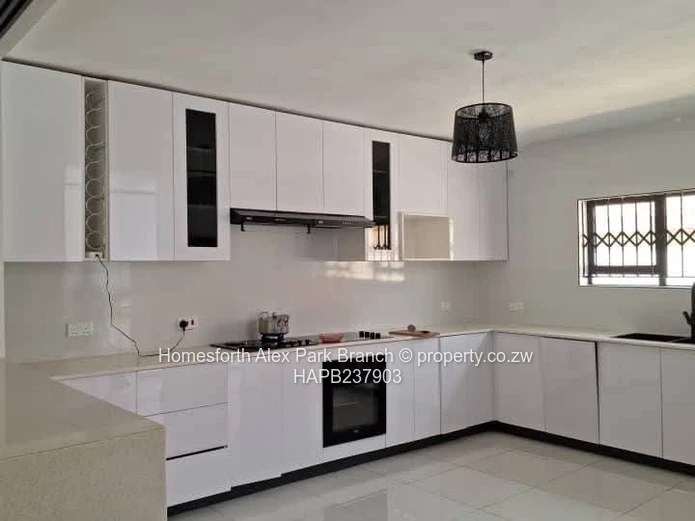 All round neat and modern home, a must see