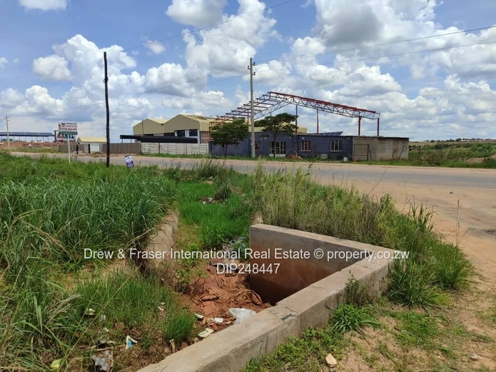 Ruwa Damofalls industrial stand 