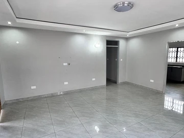 3 Bedroom Flat & Apartment