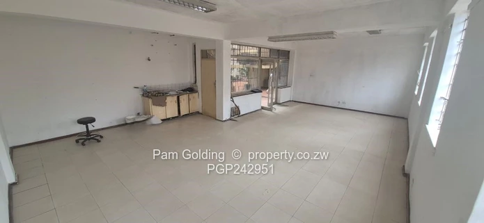 Retail Shop / Office To Let Chinoyi Street