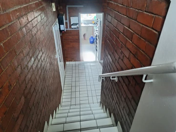 2 Bedroom Garden Flat