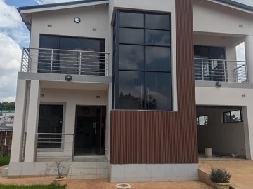 4 Bedroom Flat & Apartment