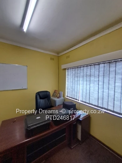 4-Bed Hillside Home on 1,237m² with Borehole & Garage