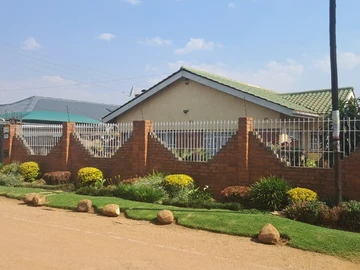 4 Bedroom House