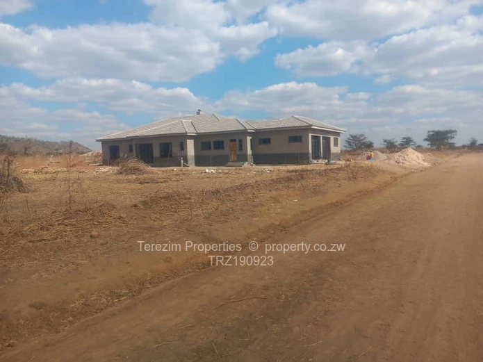 Stands & Residential Land for Sale in Norton TRZ190923