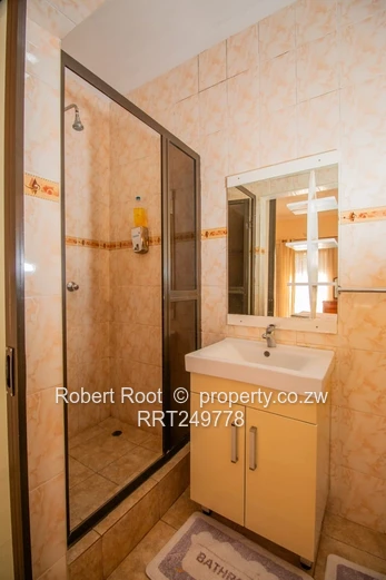Exceptional fully furnished BNB in Hillside