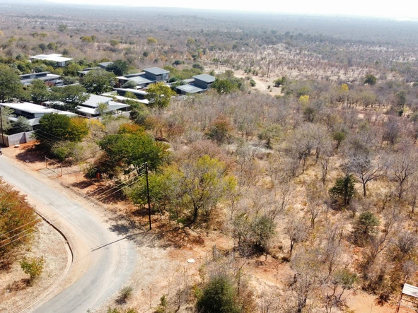 Commercial & Industrial Land