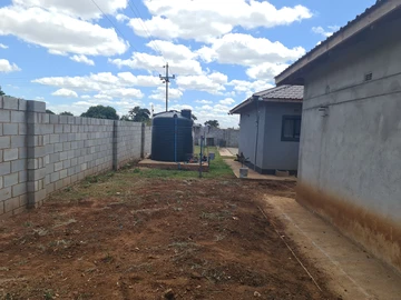 3 Bedroom Flat & Apartment