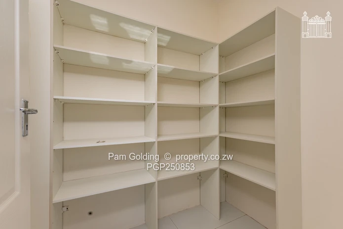 Neatly Built 3-Bedroom Townhouse