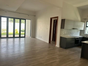 3 Bedroom Flat & Apartment