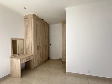 3 Bedroom Garden Flat