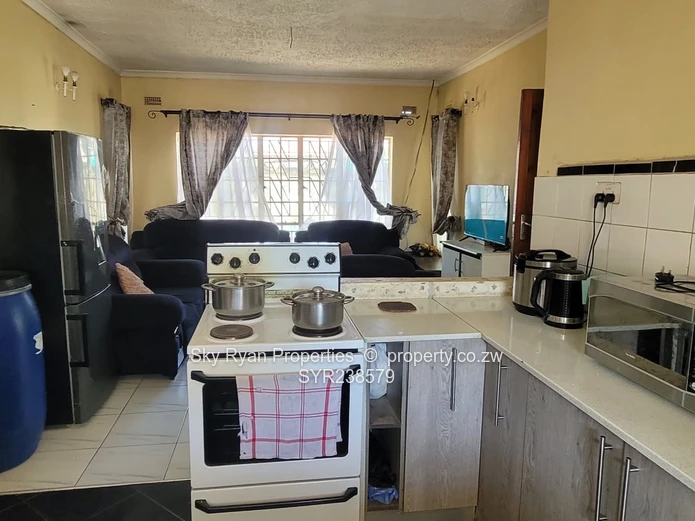 Hatfield Garden Flat For Sale
