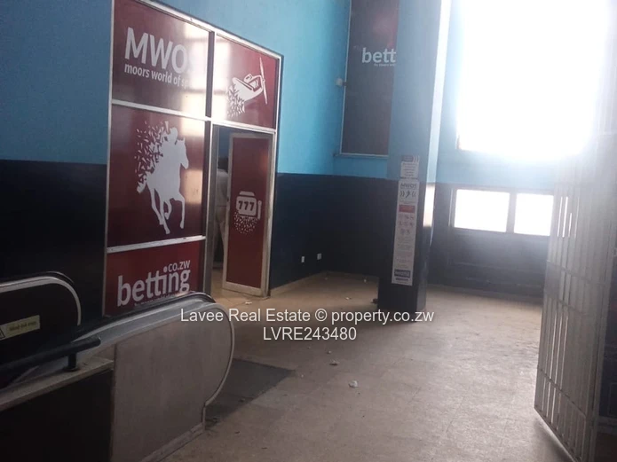 High Street Gweru CBD Retail - 500m², A/C, Carport, 24hr Security (Sole Mandate)