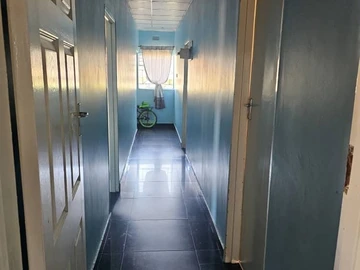 32 Bedroom House