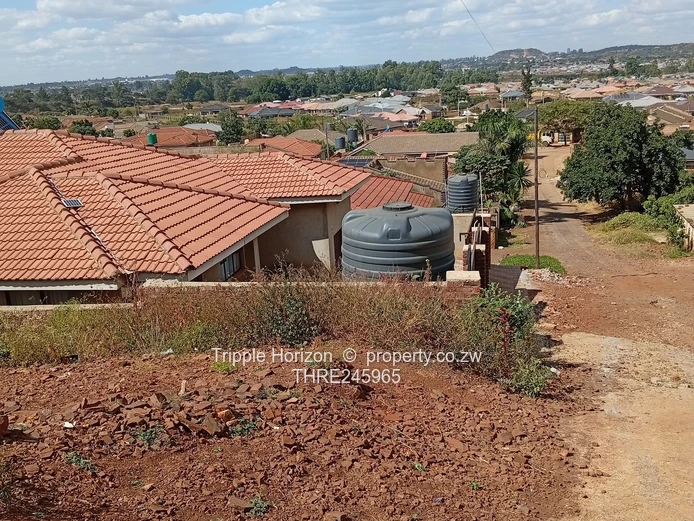 399m² Elevated Stand in Cold Comfort — Tarred Rd, Water & Sewer