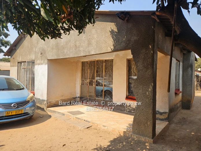 4-Bed Budiriro, Harare — Veranda & Off-Street Parking