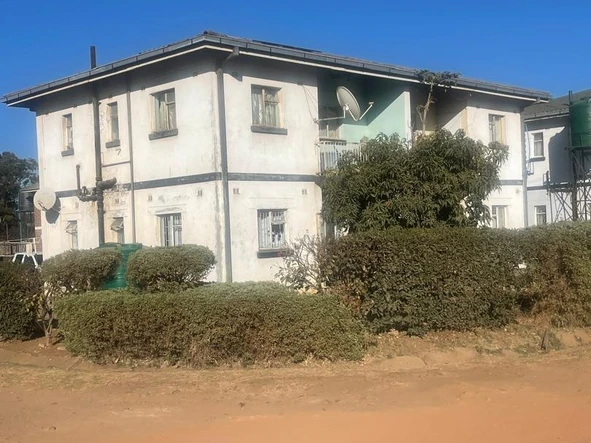 2 Bedroom Flat & Apartment