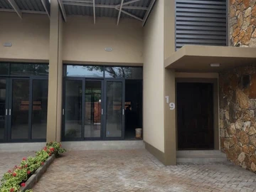 3 Bedroom Garden Flat