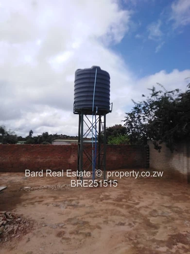House To Let In Domboshava Showground