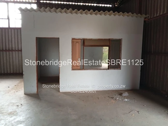 914SQM warehouse in Belmont for sale