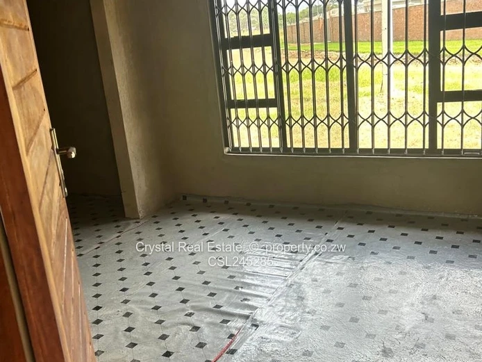 Mabelreign Sentosa : Incomplete Double storey for Sale   