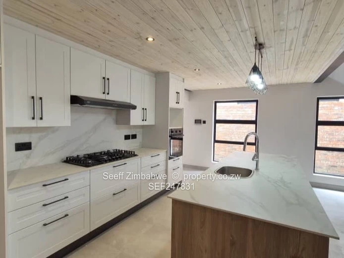 Elegant New Townhouses on Princess Drive, Newlands