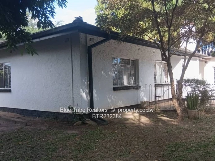 House for sale in Sunridge