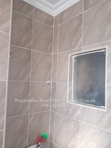 Bachelor's Flat for sale in the Avenues, Central Avenue & 8th St!
