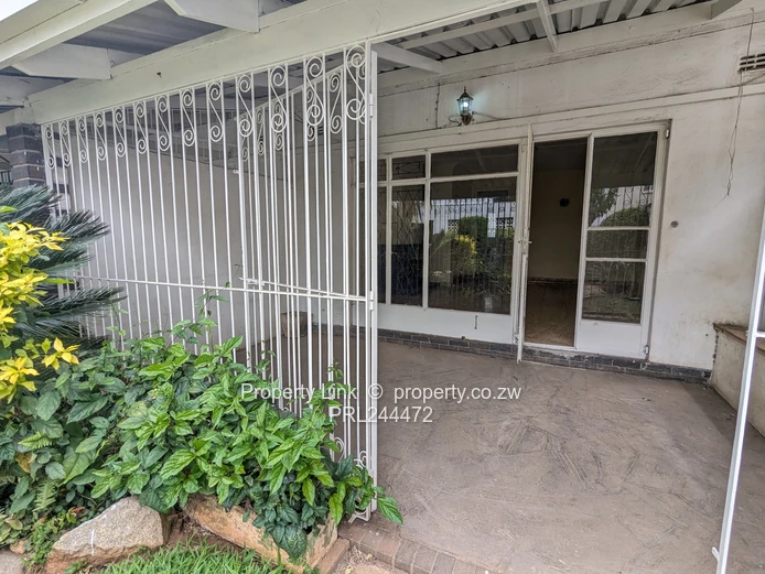 Avenues Townhouse - Available Immediate