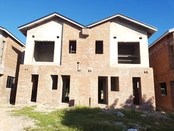 3 Bedroom Garden Flat