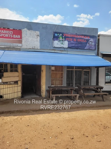 Commercial property in Highfield Mastones