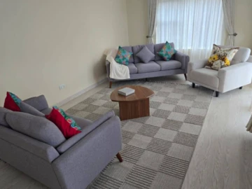 3 Bedroom Garden Flat