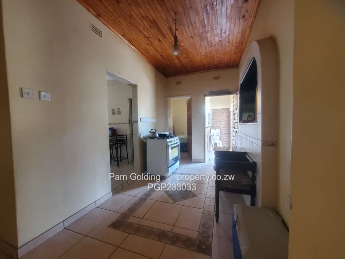 Invest in this secure neighbourhood. (Sole Mandate)