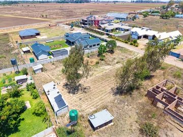 Stands & Residential Land