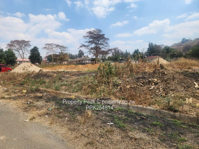 Chipukutu Park  Ruwa 800m² Stand on Tarred Main Road For Sale