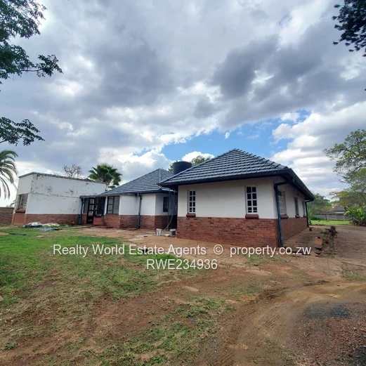 Property to Let – Avondale, Ridge Road, With Main-Road Frontage