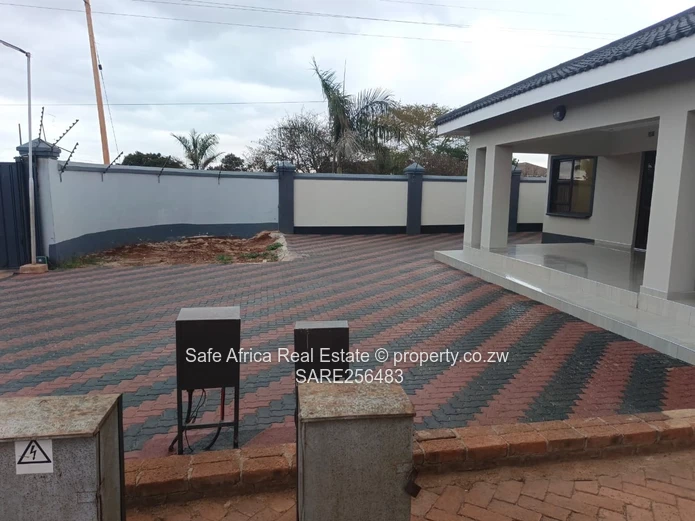 Borrowdale House for Sale – Deacon Drive, Borrowdale Villa Community