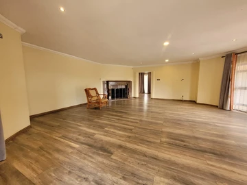 8 Bedroom House