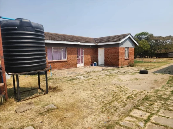 5 Bedroom House
