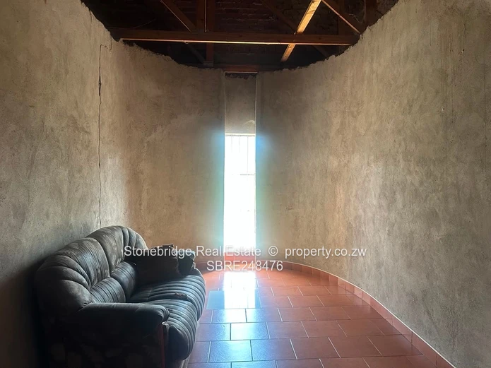 Incomplete 6 Bedroomed House in Burnside for sale