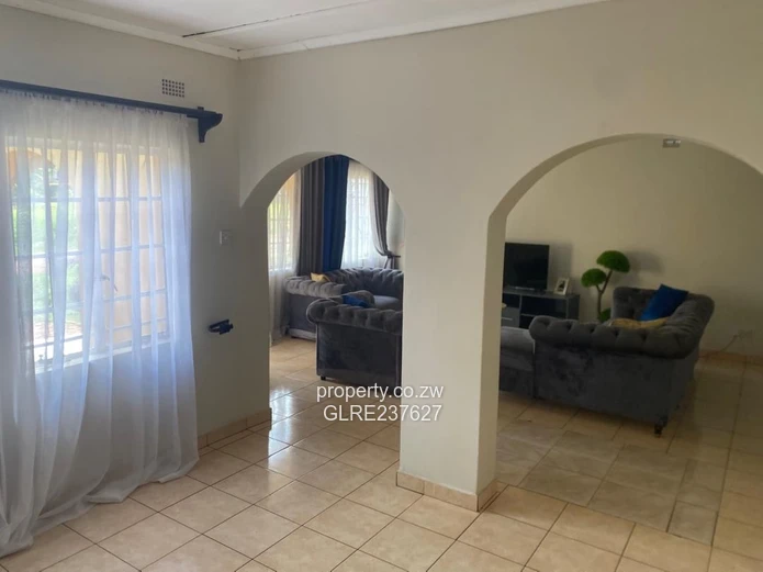 Westgate | Modern 3-Bed Garden Flat / Cluster