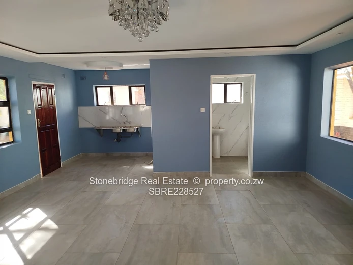 Self contained room for rent in Suburbs