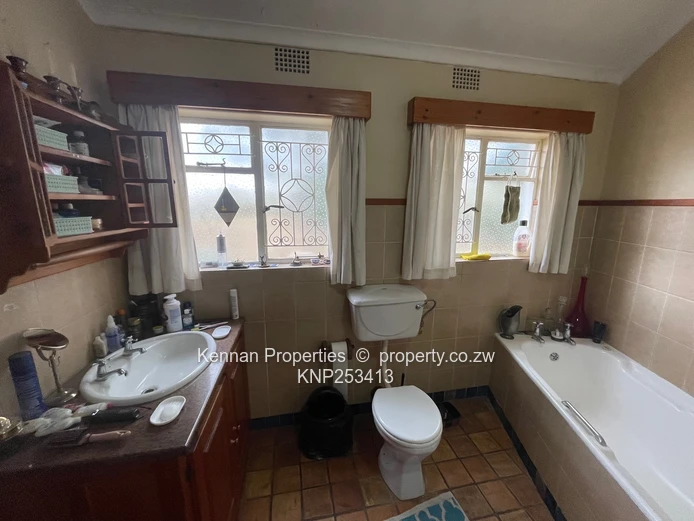PARTIALLY FURNISHED - comes with gardener (Sole Mandate)