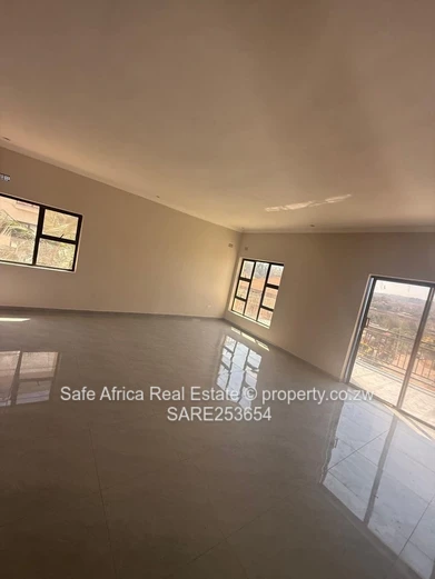 LUXURY 5-BEDROOM VILLA FOR SALE – CARRICK CREAGH   USD 380,000 | 500m² Stand | Title Deed